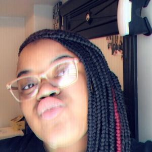 Meet your Posher, Shanell